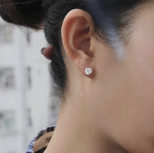 Giovanni 4 Prong Diamond Stud Earrings in 18k White Gold Vermeil
