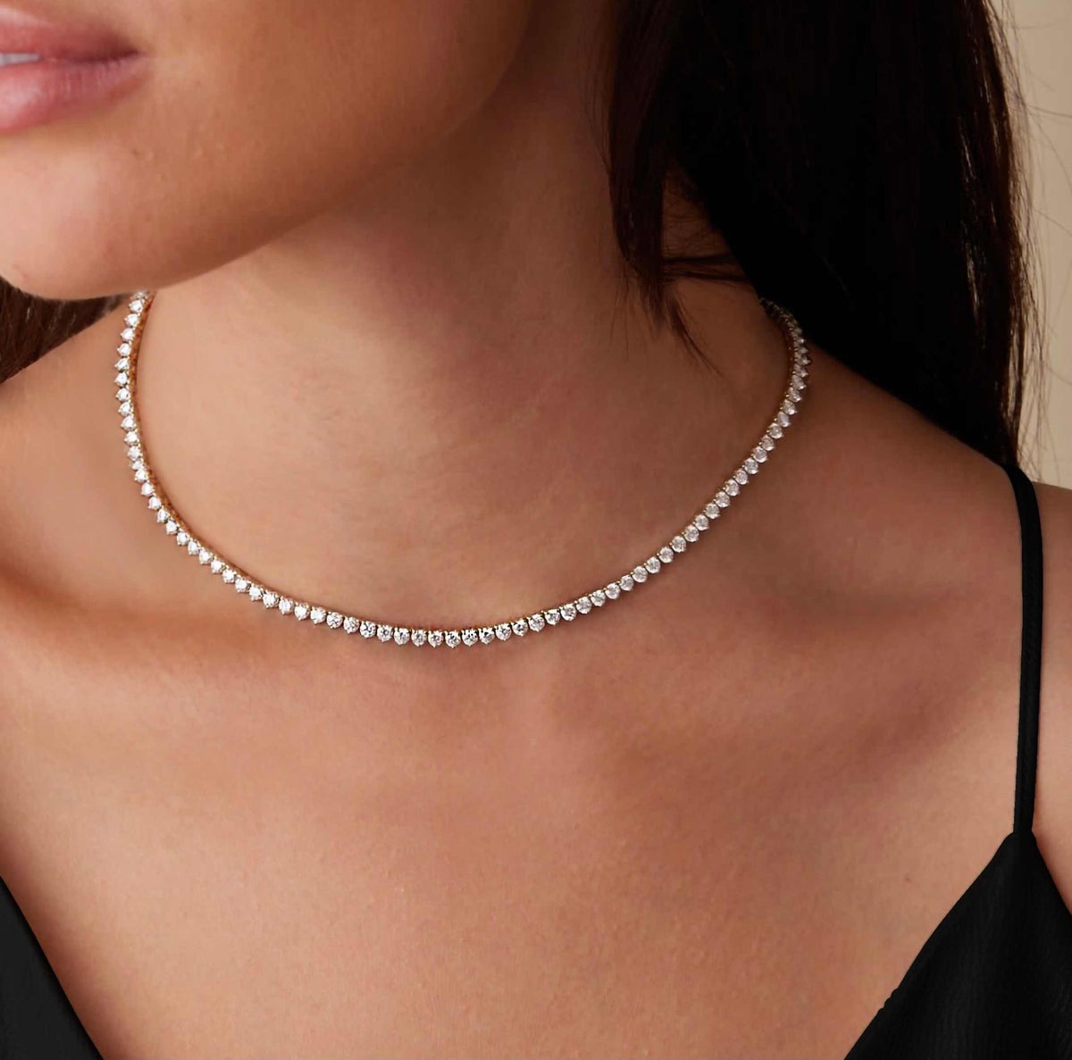 Vivere 3 Prong Diamond Necklace in 18k White Gold Vermeil