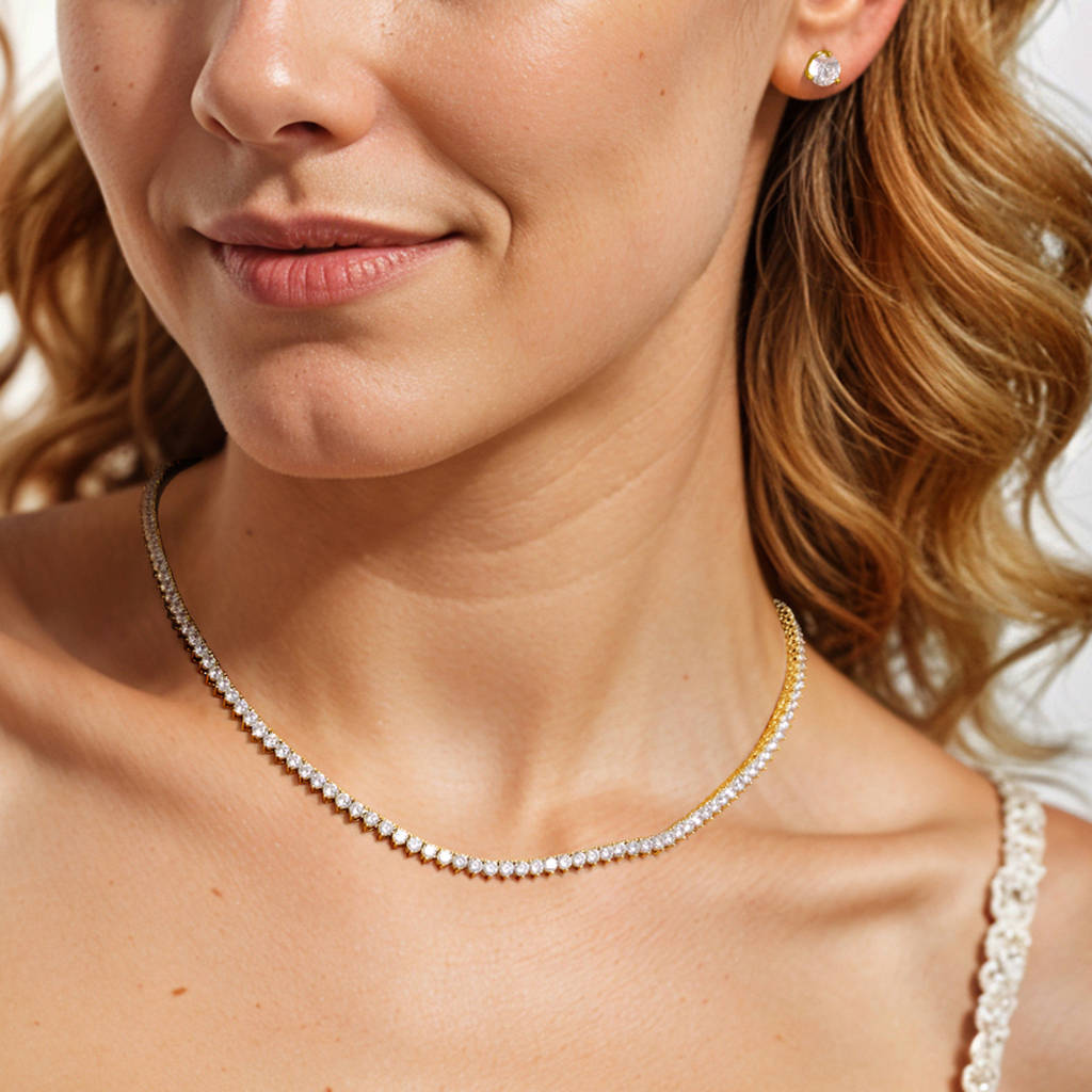 Novena 3 Prong Diamond Stud Earrings in 18k Gold Vermeil