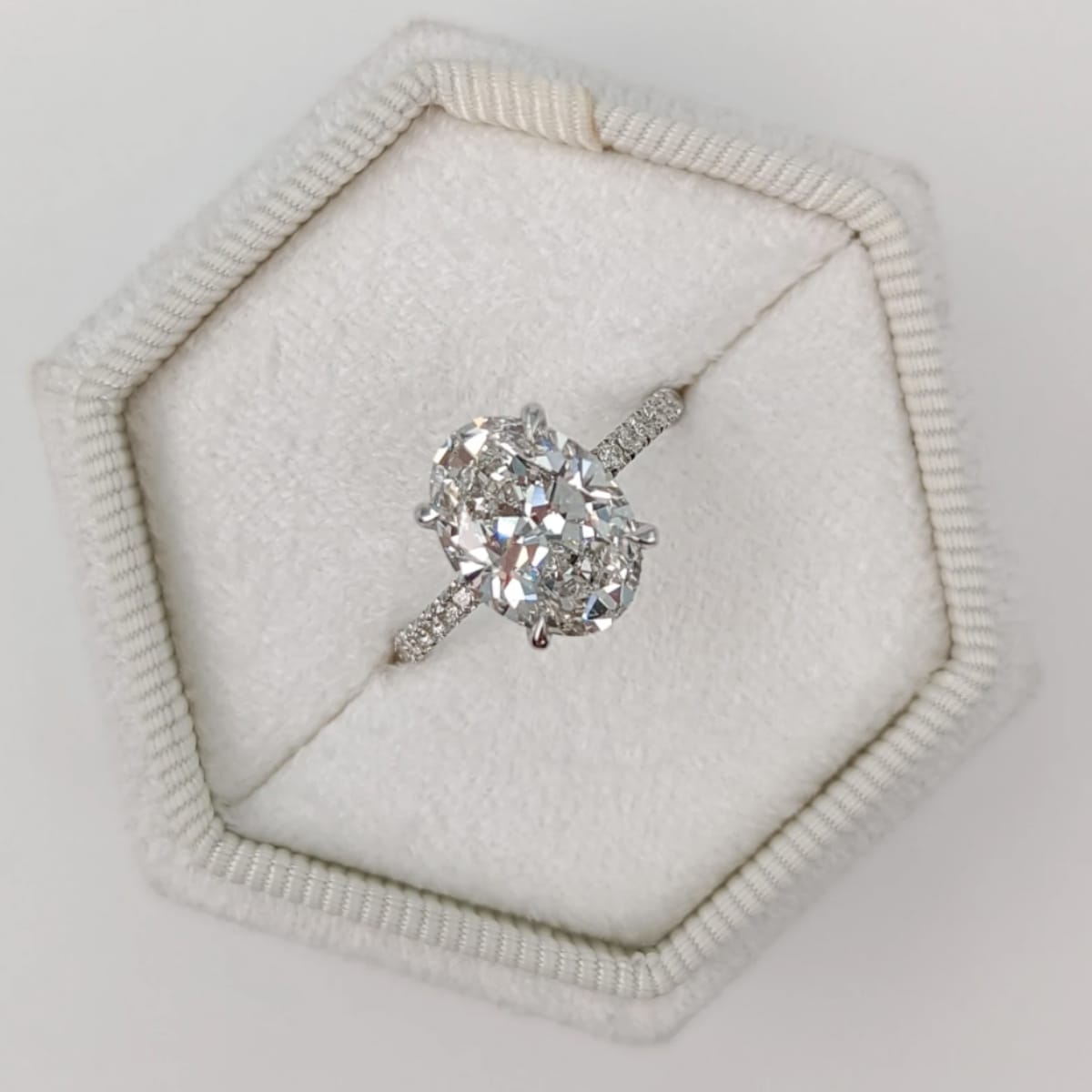 [PROMO SET] Ophelia Oval Necklace Ring Earrings Diamond Set