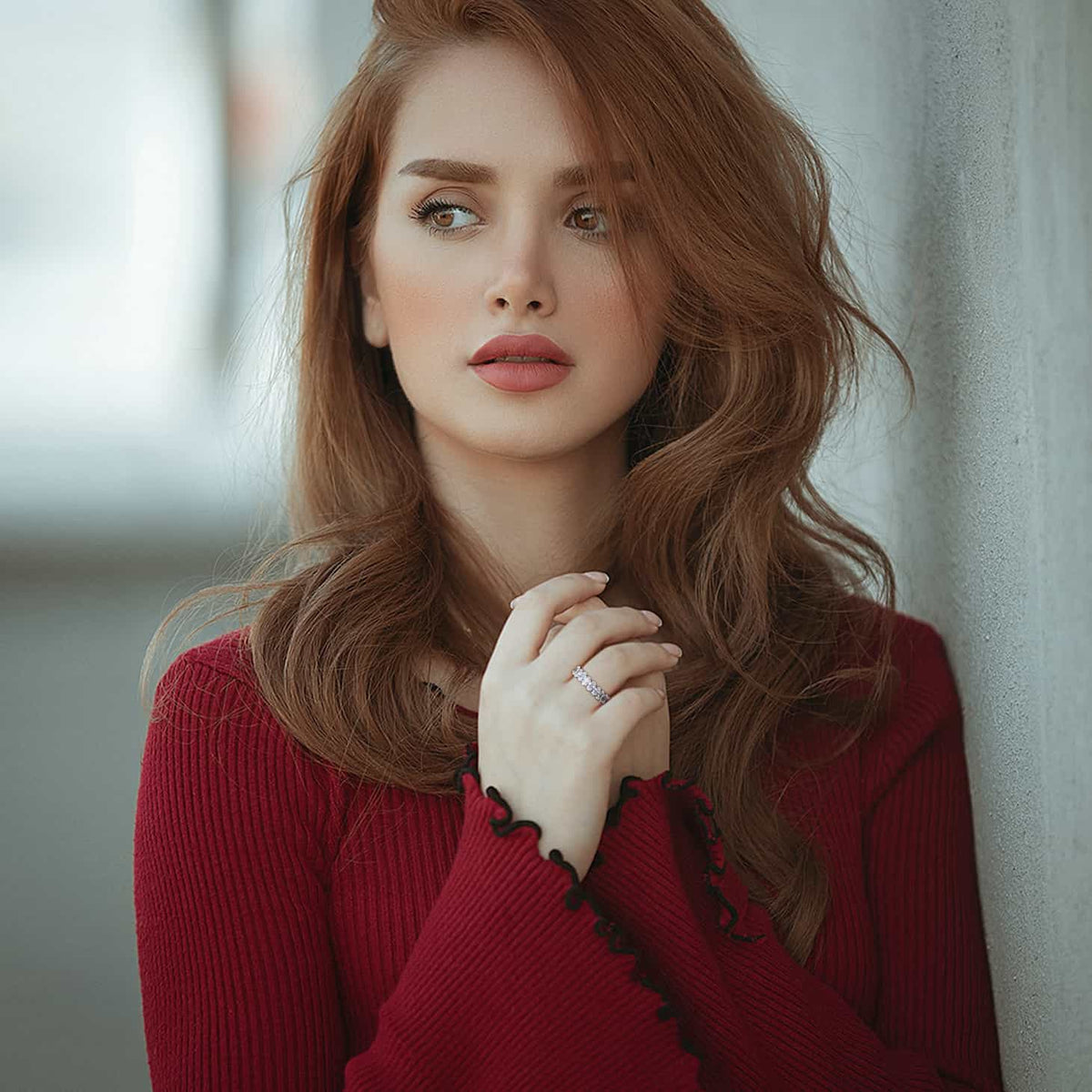 Ophelia Oval Eternity Diamond Ring in 18k White Gold Vermeil