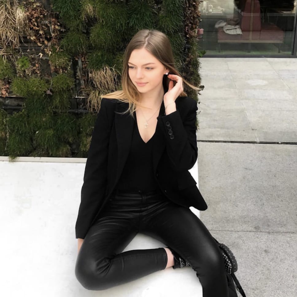 Giovanni 4 Prong Diamond Stud Earrings in 18k White Gold Vermeil